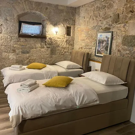 Casa de hóspedes Elena