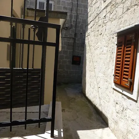 Casa de hóspedes Elena
